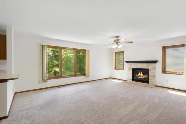 12930 Emmer PL, Apple Valley, MN 55124