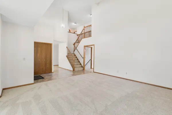 12930 Emmer PL, Apple Valley, MN 55124