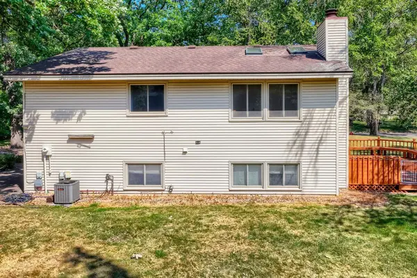 11809 Edgewood AVE N, Champlin, MN 55316