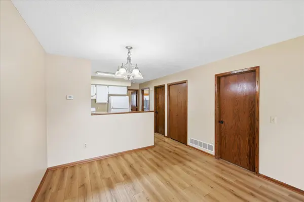 540 Auburn PL NW #C, Elk River, MN 55330