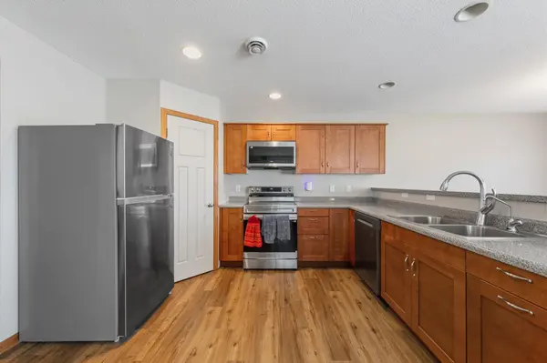 2402 Elianna DR, Northfield, MN 55057