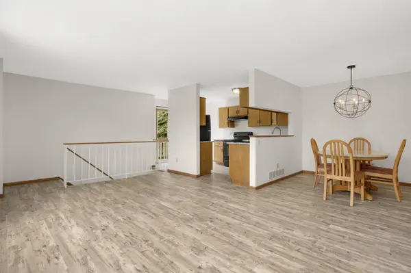 7580 13th ST N, Oakdale, MN 55128