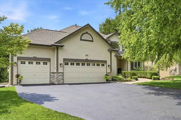 6690 Brenden CT, Chanhassen, MN 55317