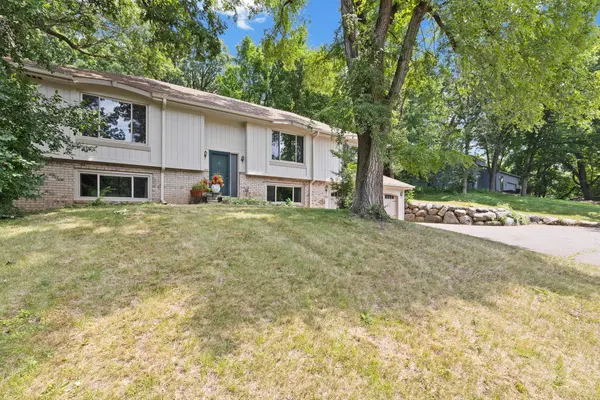 4115 Williston RD, Minnetonka, MN 55345