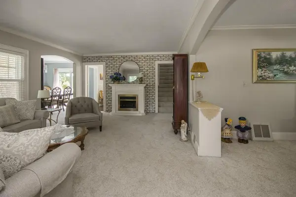 1017 Main ST NW, Elk River, MN 55330
