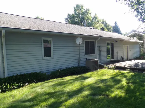 1907 2nd AVE SW, Austin, MN 55912
