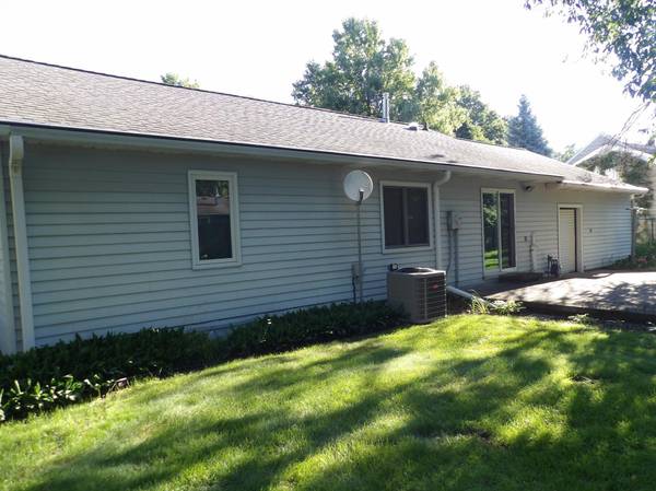 1907 2nd AVE SW, Austin, MN 55912