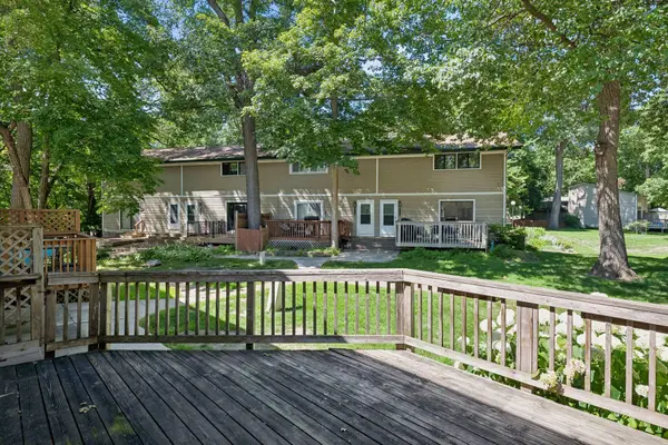 2721 Upland CT, Plymouth, MN 55447
