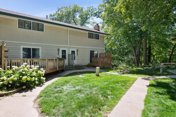 2721 Upland CT, Plymouth, MN 55447