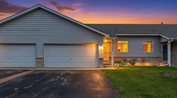 1523 Balinese ST, Shakopee, MN 55379