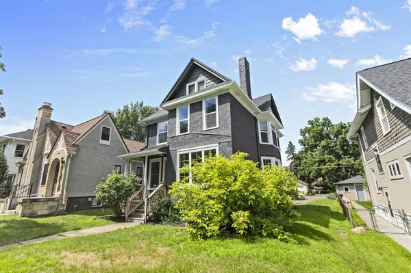 1323 Lincoln AVE, Saint Paul, MN 55105