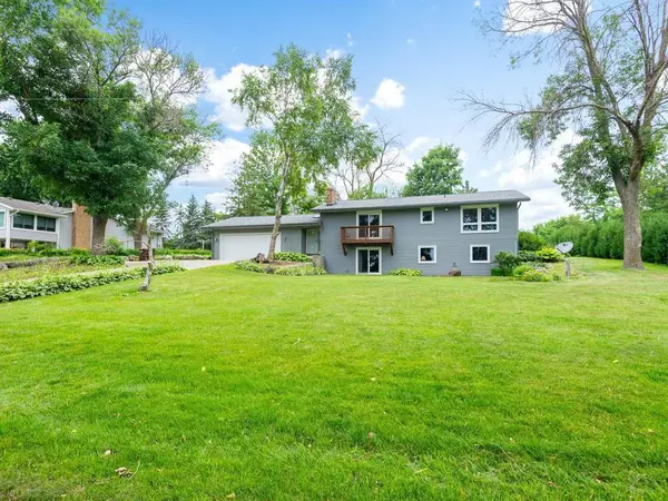 10980 N Shore RD, Waconia, MN 55387
