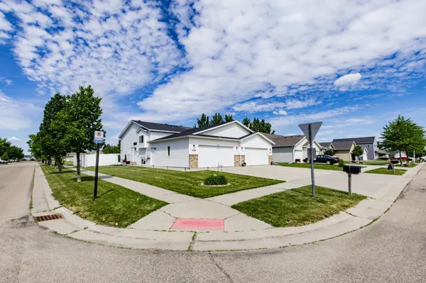 4459 15th ST S, Moorhead, MN 56560