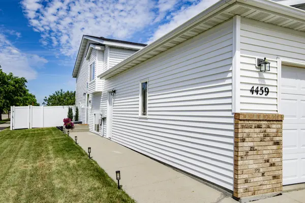 4459 15th ST S, Moorhead, MN 56560