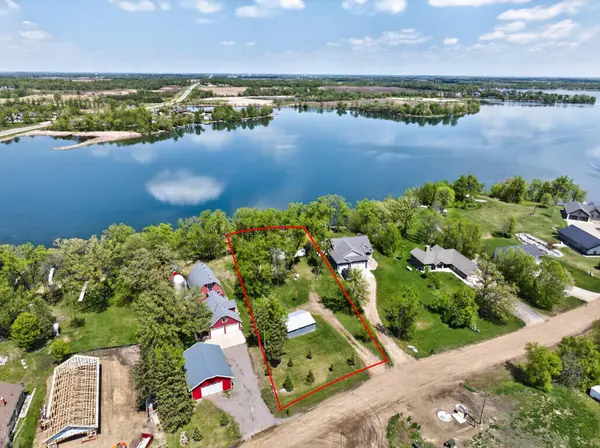 633 Cihlars Point CIR SW, Alexandria, MN 56308