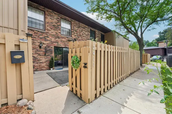 2411 Unity AVE N, Golden Valley, MN 55422