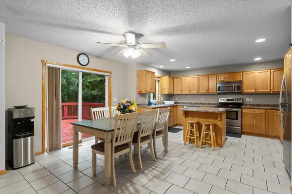 929 4th AVE E, Sartell, MN 56377