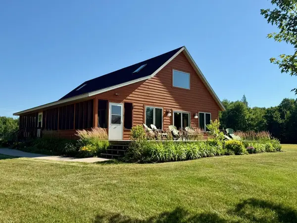 38252 Cloverdale RD, Hinckley, MN 55037
