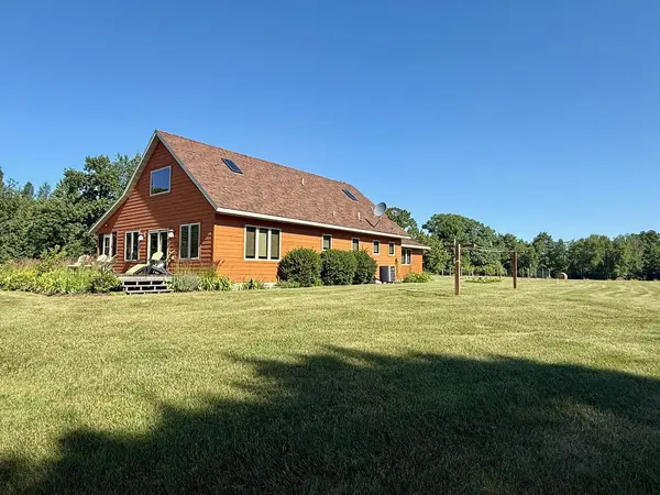 38252 Cloverdale RD, Hinckley, MN 55037