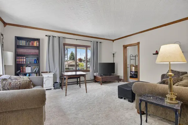 232 7th ST NW, Valley City, ND 58072