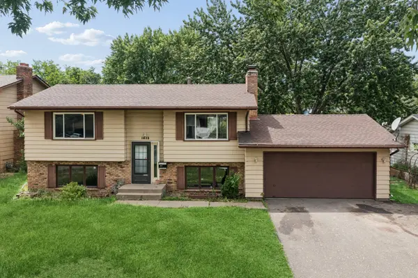 1613 Lyn Curve AVE N, Minneapolis, MN 55411