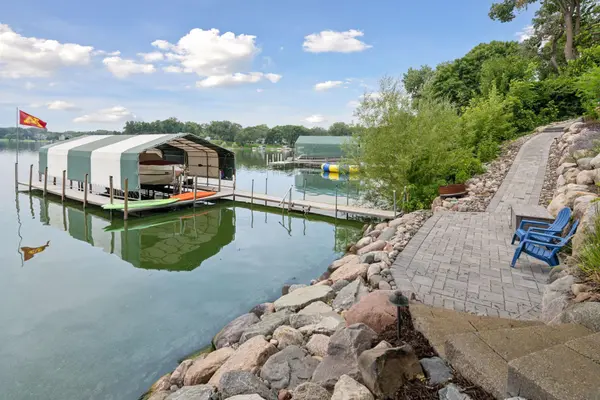 1065 Bayside LN, Minnetrista, MN 55364