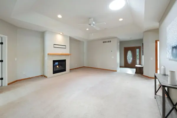 1355 Quasar CT S, Lakeland, MN 55043