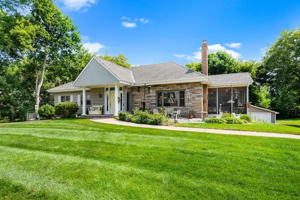 5565 Howards Point RD, Excelsior, MN 55331