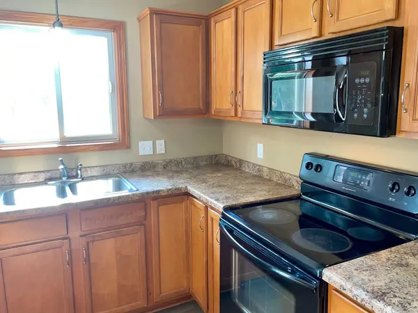 1905 20th ST SW, Austin, MN 55912