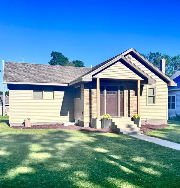 211 Western AVE N, Brooten, MN 56316