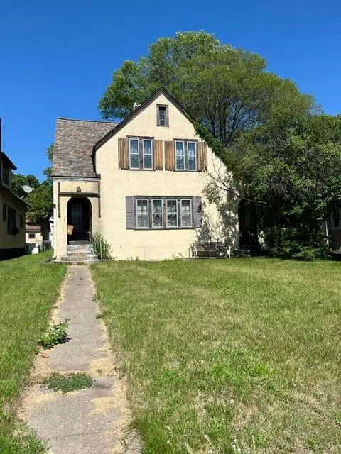 504 Riverside DR SE, Saint Cloud, MN 56304