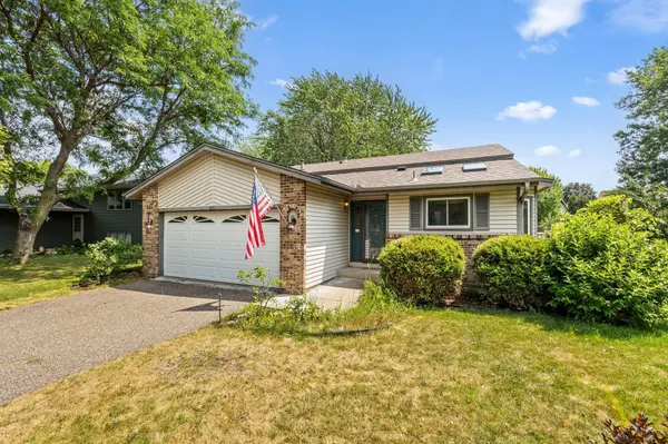 8064 Lower 147th ST W, Apple Valley, MN 55124