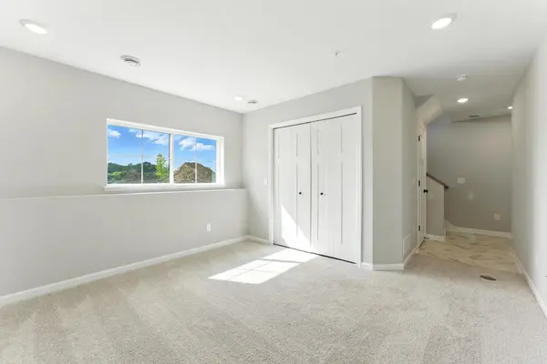 10368 Birchwood CIR, Victoria, MN 55318
