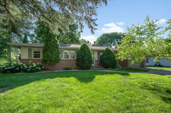 1024 Holden PL, Fairmont, MN 56031