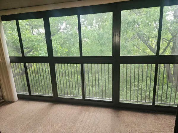 1855 Silver Bell RD #314, Eagan, MN 55122