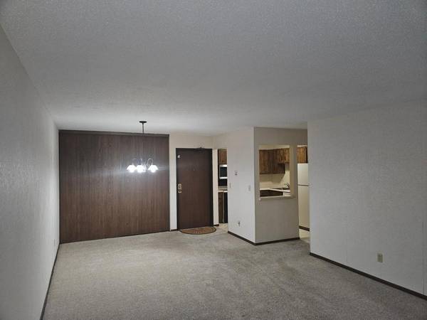 1855 Silver Bell RD #314, Eagan, MN 55122