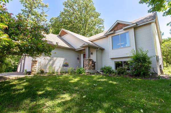 956 Sunflower WAY, Amery, WI 54001