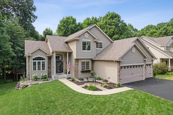 414 11th ST NW, Buffalo, MN 55313