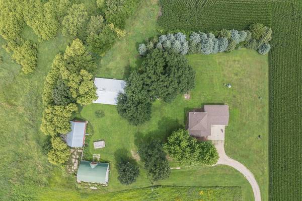 205 232nd AVE, Fairmont, MN 56031