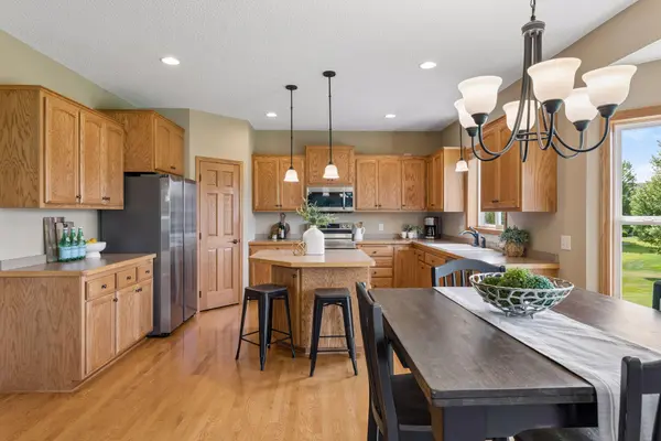 1235 Pine SQ, Waconia, MN 55387
