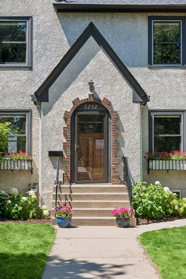 5232 Chowen AVE S, Minneapolis, MN 55410