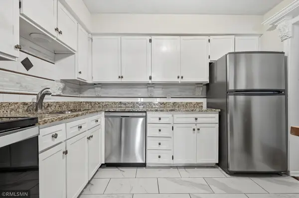7211 W Franklin AVE, Saint Louis Park, MN 55426