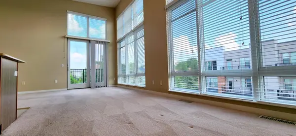 1070 Grandview CT NE #415, Columbia Heights, MN 55421