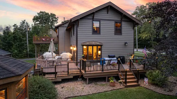 4 Lakeside CT, Duluth, MN 55804