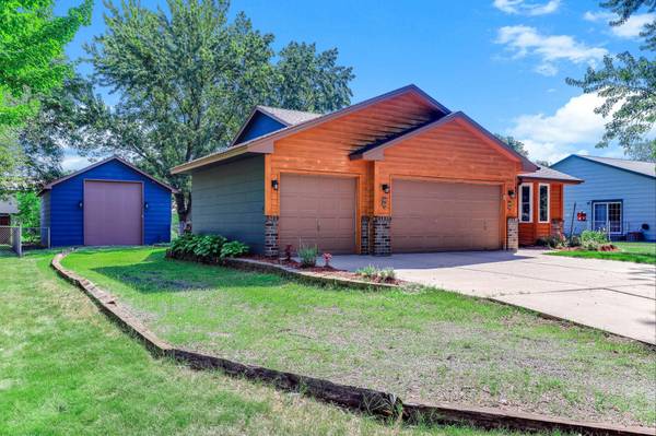 11831 Kerry ST NW, Coon Rapids, MN 55433