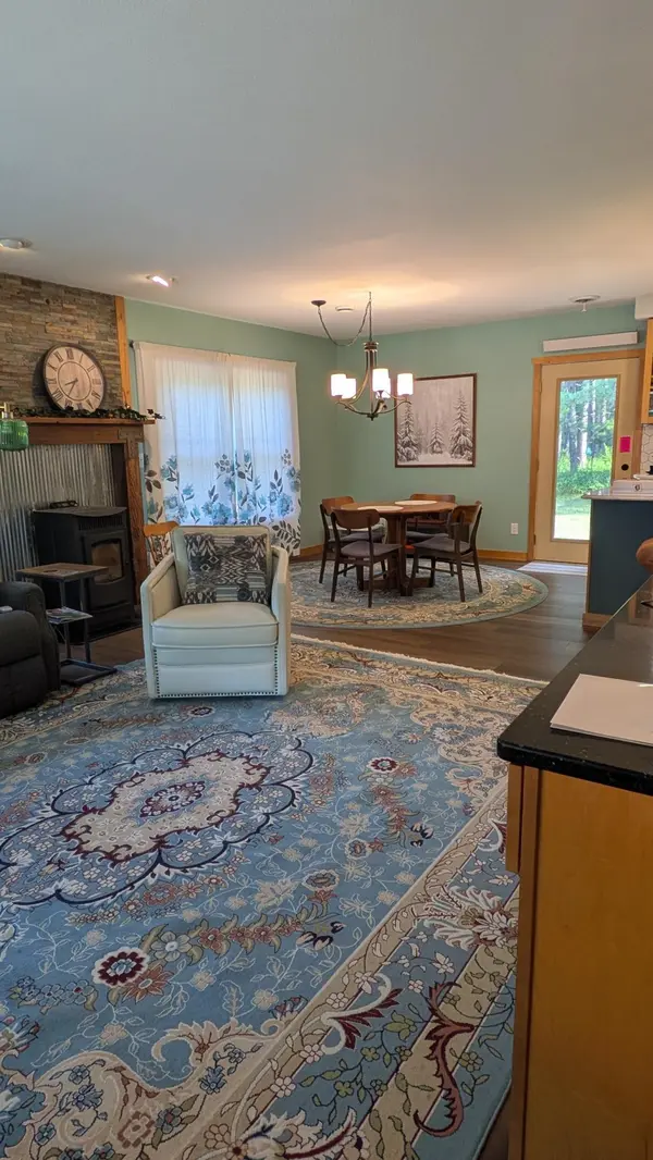 4856 Sawmill RD, Gilbert, MN 55741