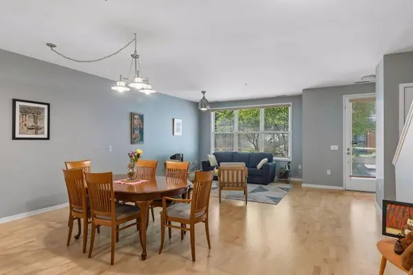 209 8th ST E #109, Saint Paul, MN 55101