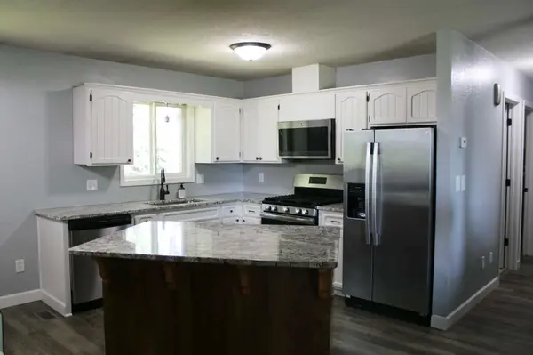 5290 85th ST NE, Monticello, MN 55362