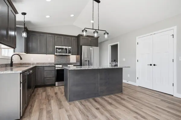 1333 E Aspen DR, Saint Croix Falls, WI 54024