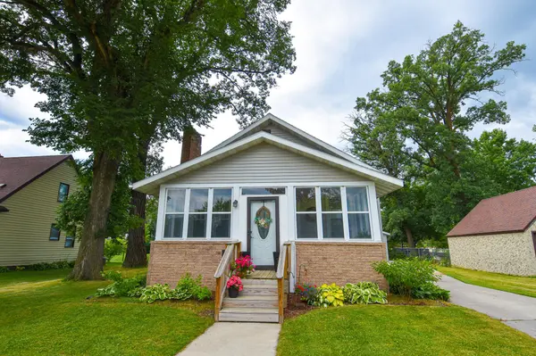 237 Markley AVE N, Thief River Falls, MN 56701